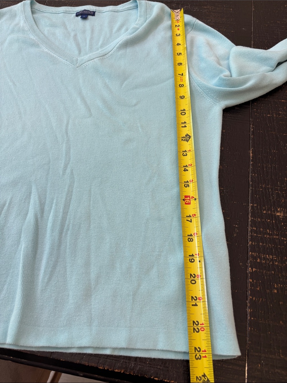 J. McLaughlin Sky Blue V-neck Pullover Sweater Cotton Blend w/ shell buttons L - Picture 9 of 9
